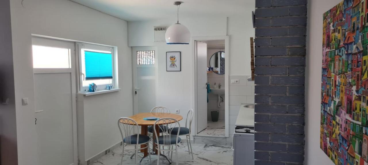 Apartmani Centar Seline Paklenica Экстерьер фото